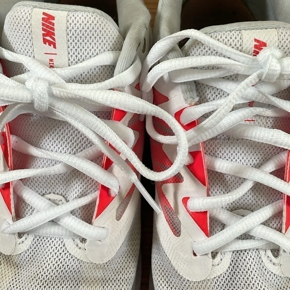 Nike Quest running sneakers. Size 10